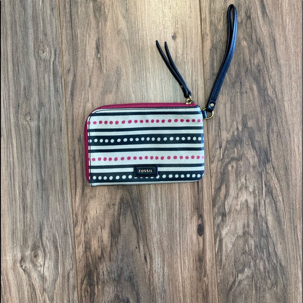 Fossil change purse.